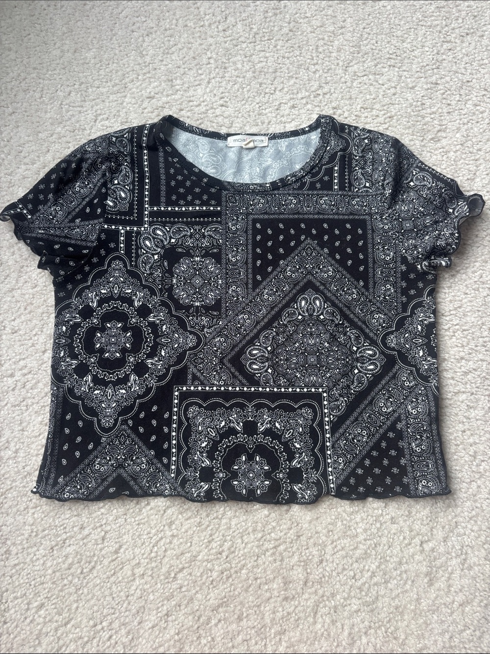 Moa Moa Black & White Bandana-Print Short Sleeve Tee